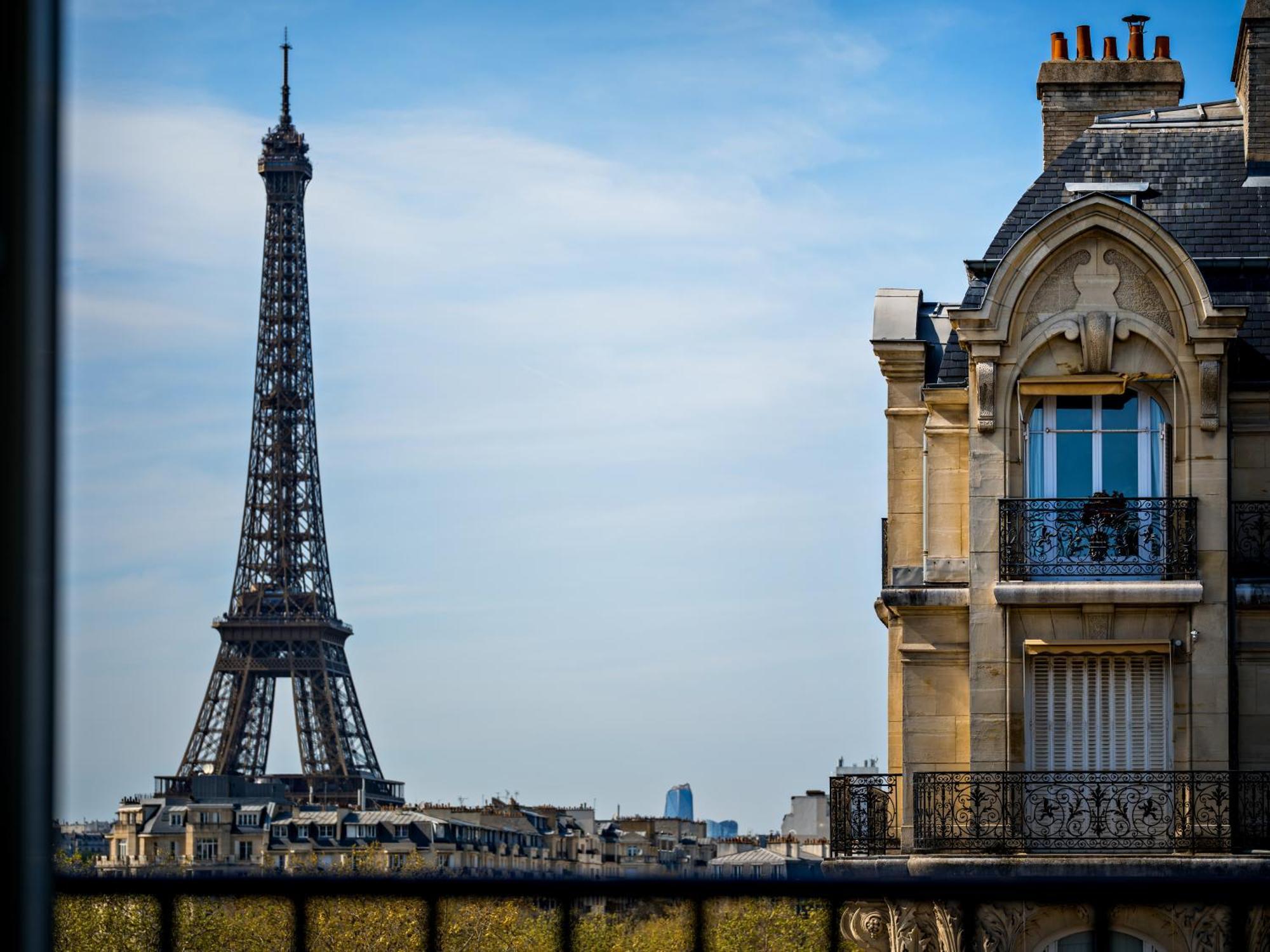 Hotel Duquesne Eiffel Paris Exterior photo